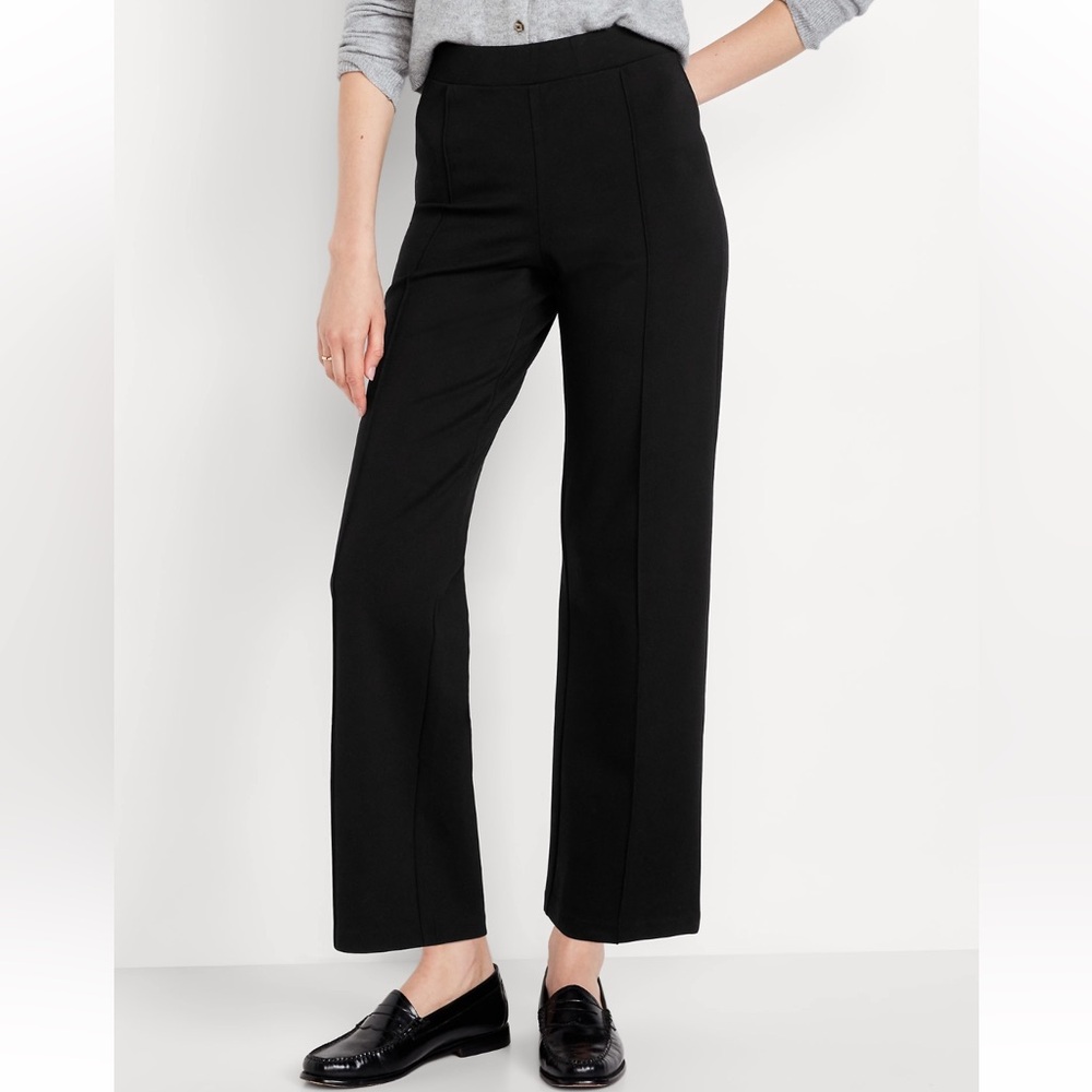 Old Navy Women’s Stevie Straight Extra High-Rise Black Trouser, Size M